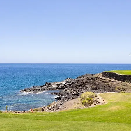 Luxury Seaside Retreat דירה סן מיגל דה אבונה